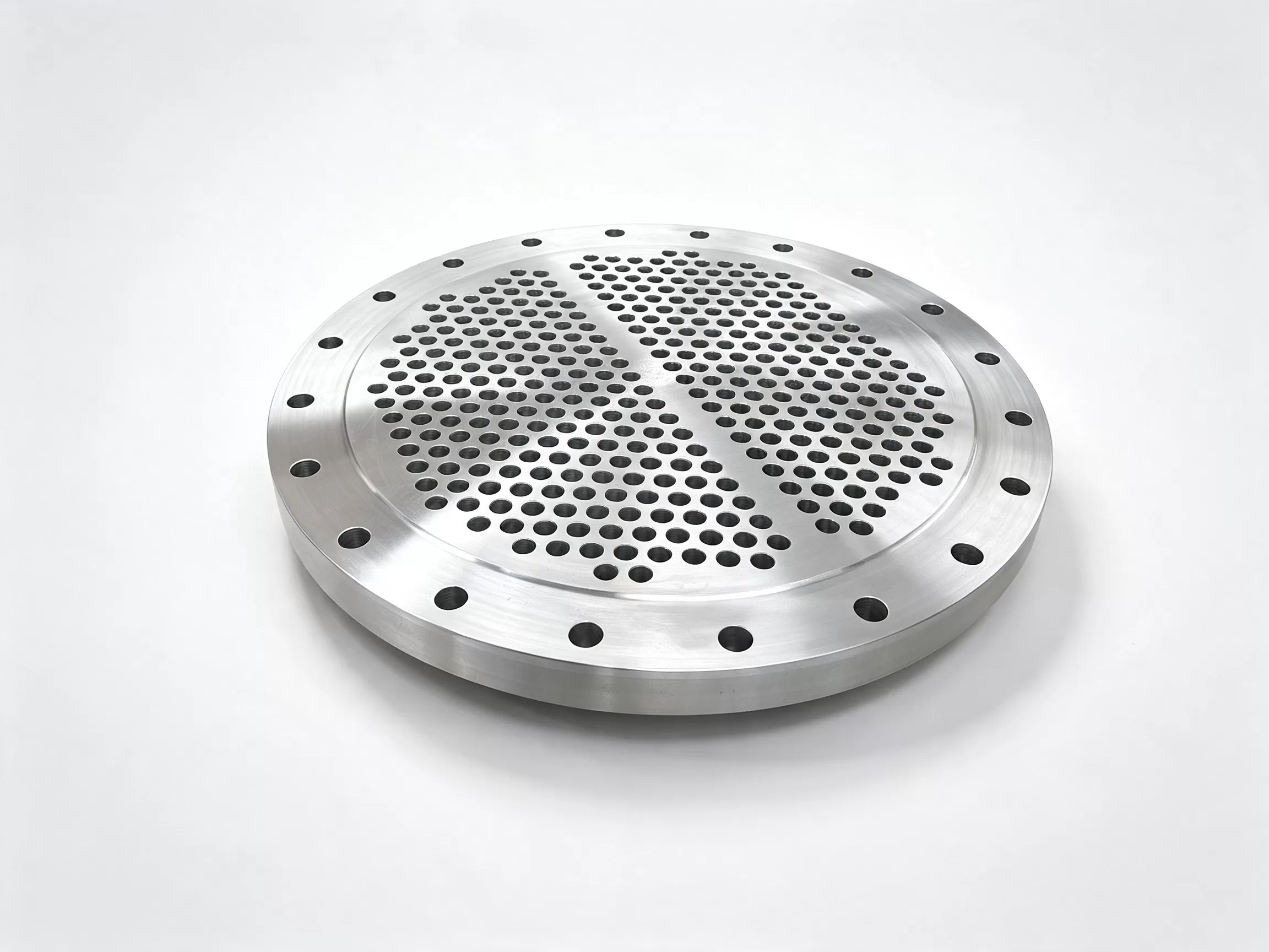 Self-Reliant & Controllable &ndash; One-Stop Delivery of Composite Tubesheets by Phohom New Materials